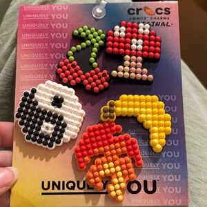New Crocs Jibbitz Pixels 5pc Set